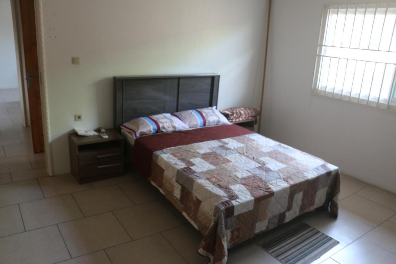 Dubbel Woonhuis Selderiestraat Парамарибо Екстериор снимка